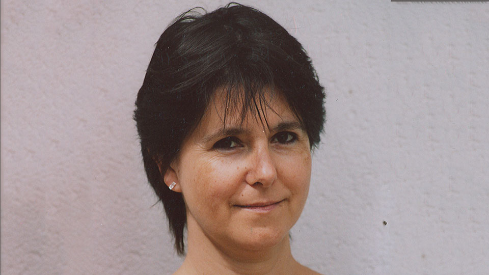 Headshot for Susie Mészáros
