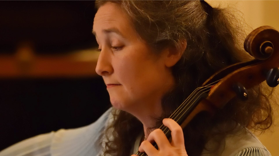 Headshot for Alice Neary